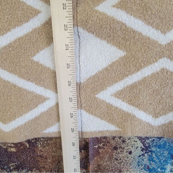 Lane Bryant Tan and White Geometric Poncho - Picture 6 of 16